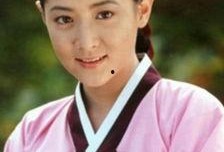 新疆籍女艺人爆料视频,新疆籍女艺人爆料视频引发热议